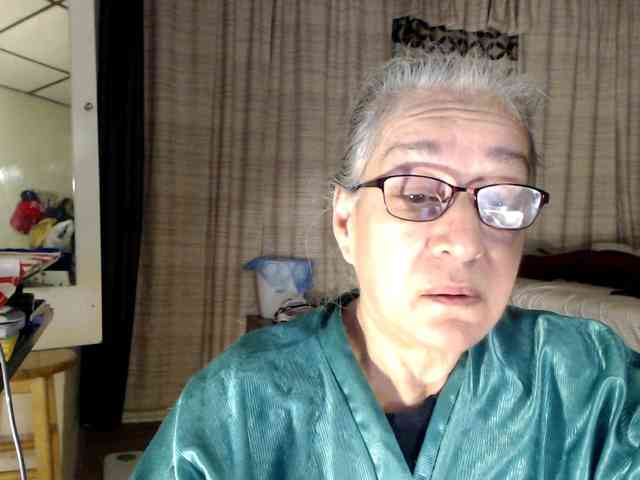 FIXMYASSTOO webcam