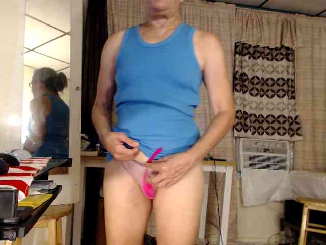 FIXMYASSTOO webcam