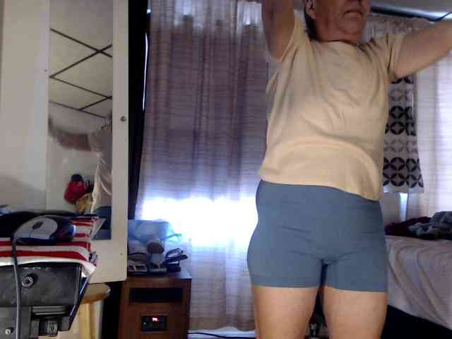 FIXMYASSTOO webcam