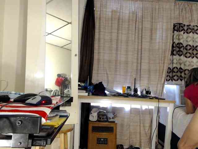 FIXMYASSTOO webcam