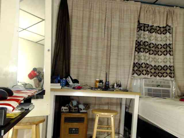 FIXMYASSTOO webcam