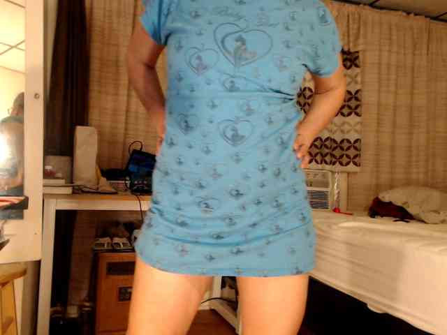 FIXMYASSTOO webcam