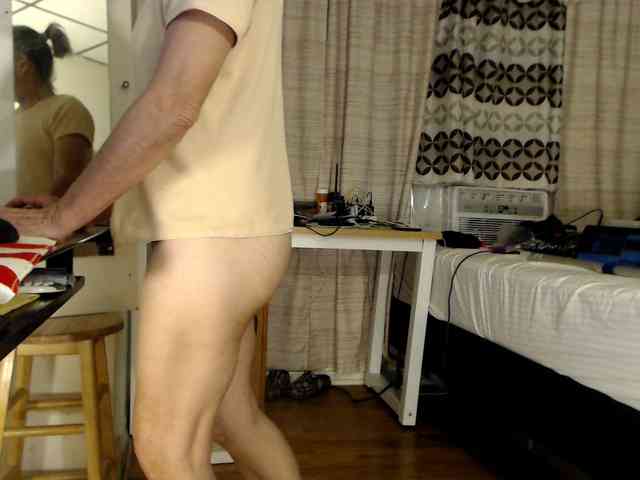 FIXMYASSTOO webcam