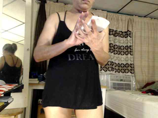 FIXMYASSTOO webcam