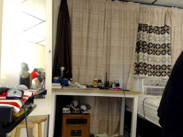 FIXMYASSTOO webcam