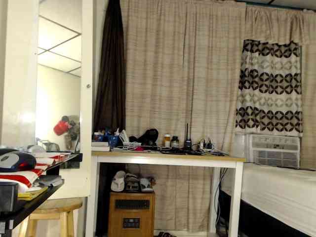 FIXMYASSTOO webcam