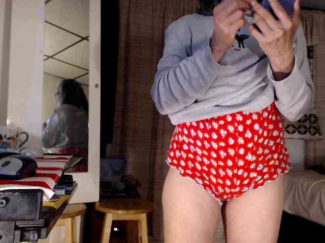 FIXMYASSTOO webcam