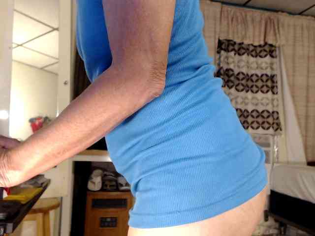 FIXMYASSTOO webcam