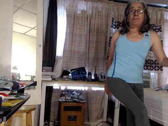 FIXMYASSTOO webcam