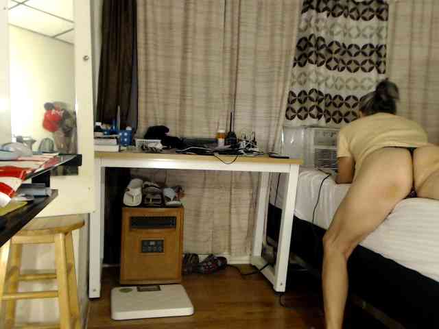 FIXMYASSTOO webcam