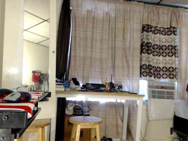 FIXMYASSTOO webcam
