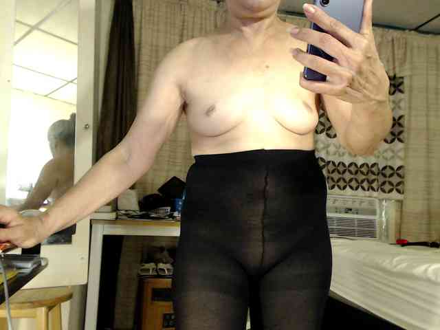 FIXMYASSTOO webcam