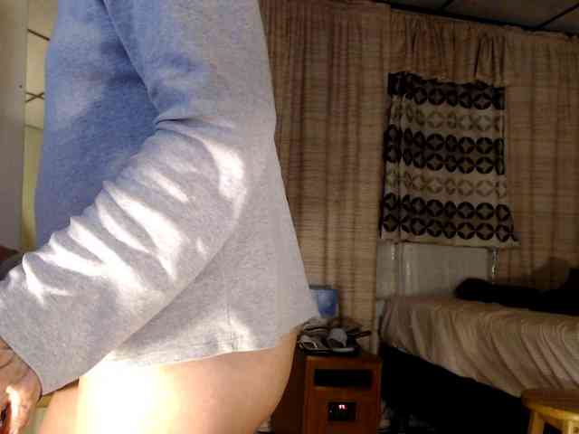 FIXMYASSTOO webcam