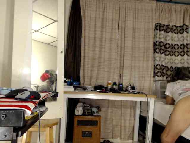 FIXMYASSTOO webcam