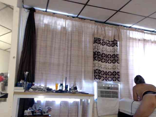 FIXMYASSTOO webcam