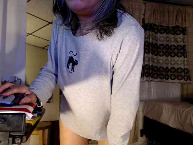FIXMYASSTOO webcam