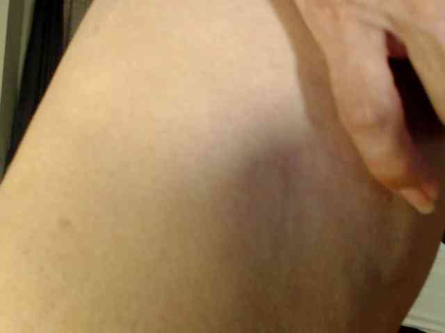 FIXMYASSTOO webcam