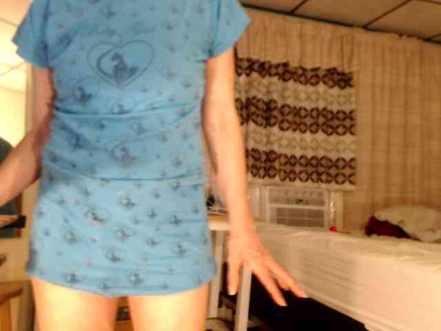 FIXMYASSTOO webcam