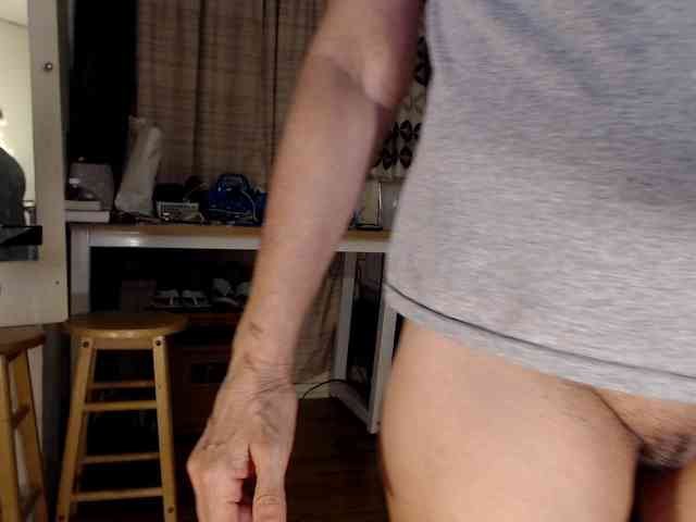 FIXMYASSTOO webcam
