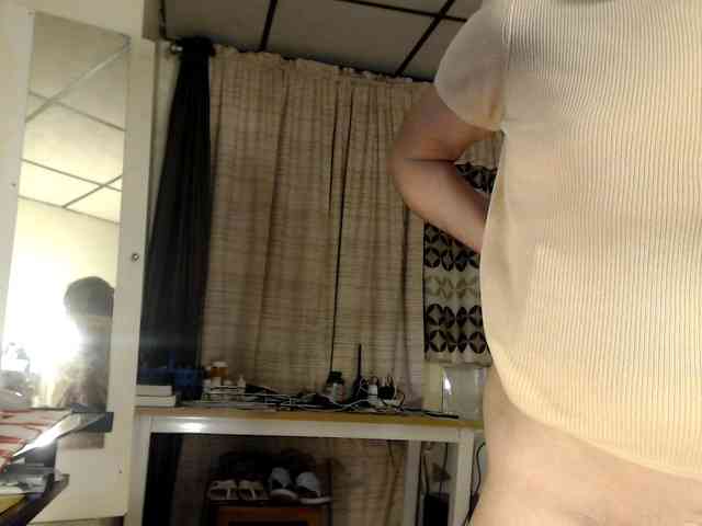 FIXMYASSTOO webcam