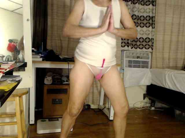 FIXMYASSTOO webcam