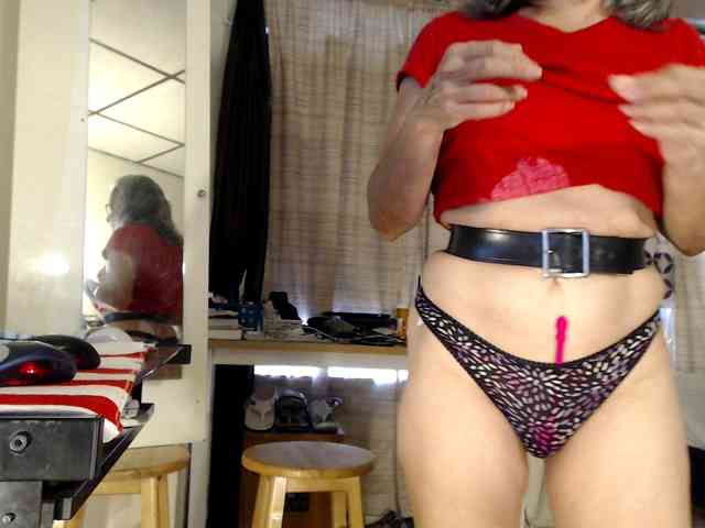FIXMYASSTOO webcam