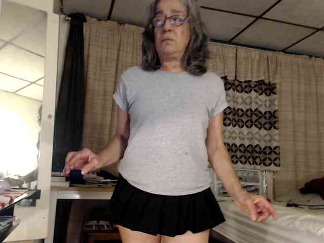 FIXMYASSTOO webcam