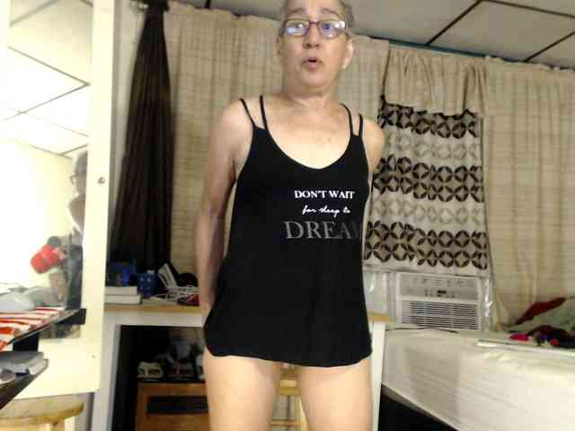 FIXMYASSTOO webcam