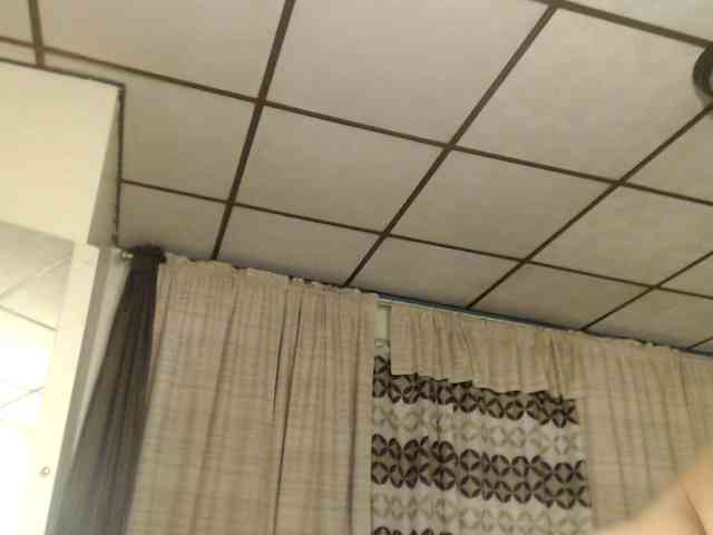 FIXMYASSTOO webcam