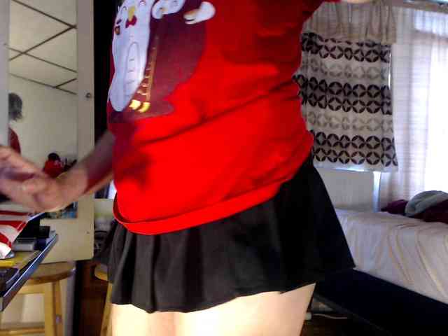 FIXMYASSTOO webcam