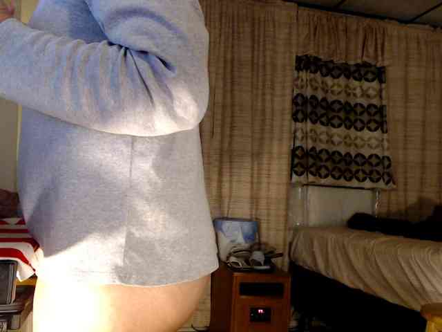 FIXMYASSTOO webcam