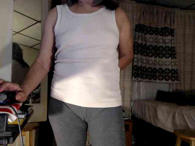 FIXMYASSTOO webcam
