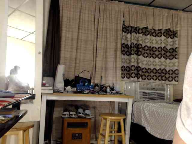 FIXMYASSTOO webcam