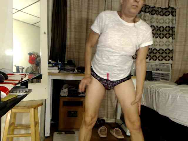 FIXMYASSTOO webcam
