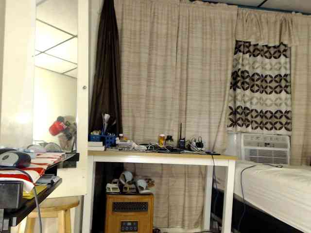 FIXMYASSTOO webcam