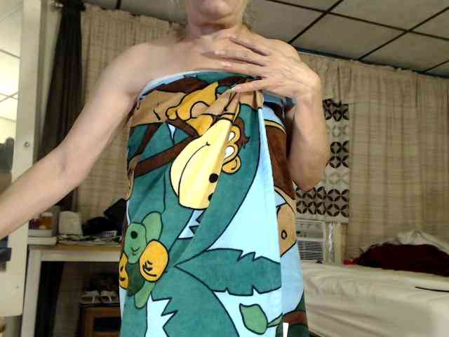 FIXMYASSTOO webcam