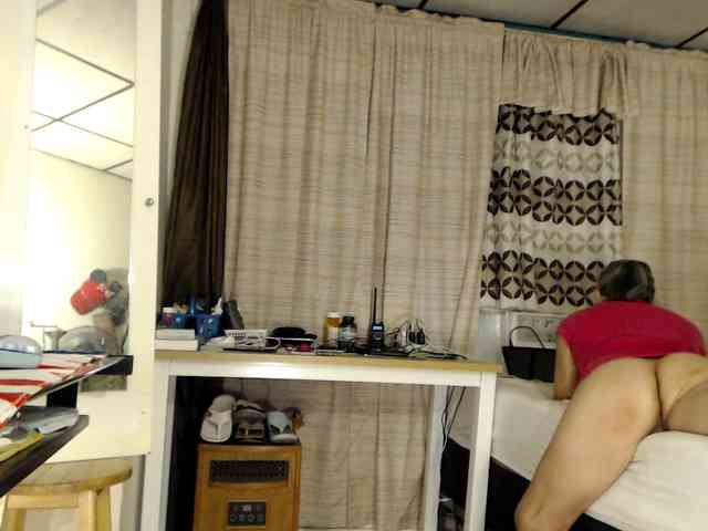 FIXMYASSTOO webcam