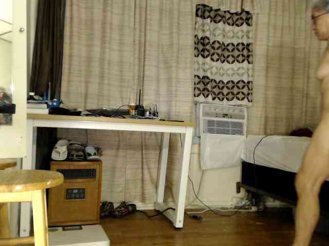 FIXMYASSTOO webcam