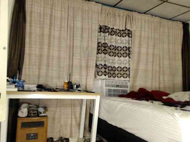 FIXMYASSTOO webcam