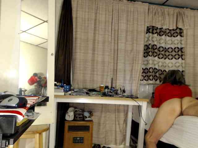 FIXMYASSTOO webcam