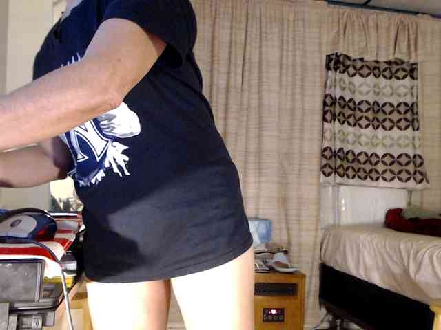 FIXMYASSTOO webcam