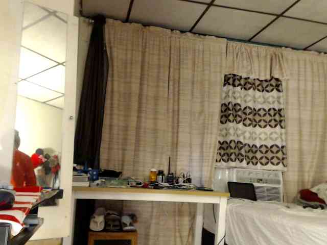 FIXMYASSTOO webcam