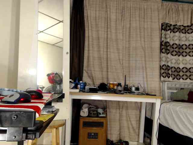 FIXMYASSTOO webcam