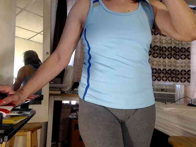 FIXMYASSTOO webcam