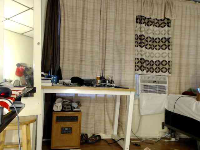 FIXMYASSTOO webcam