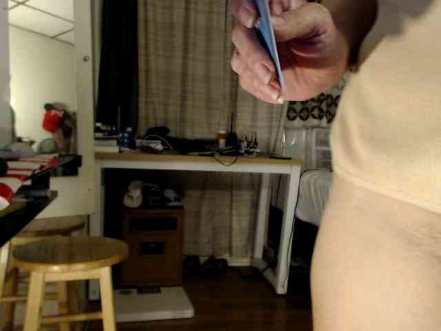 FIXMYASSTOO webcam