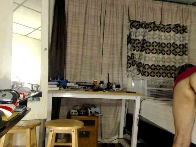 FIXMYASSTOO webcam