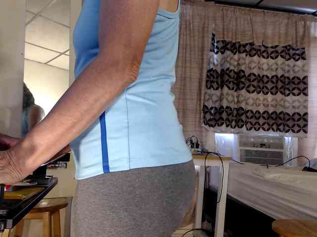 FIXMYASSTOO webcam