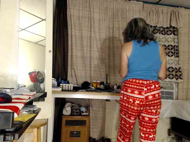 FIXMYASSTOO webcam