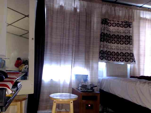 FIXMYASSTOO webcam